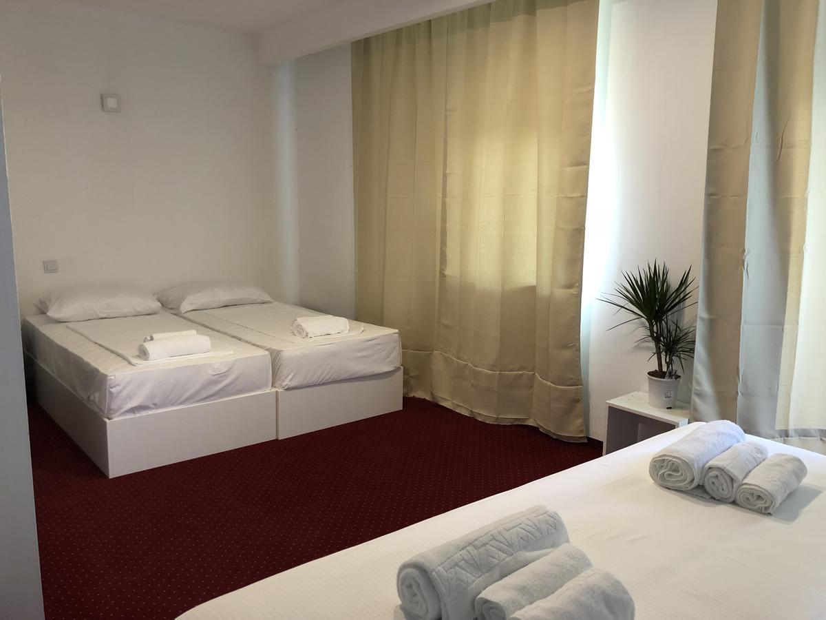 Hotel Park Crikvenica Exterior photo