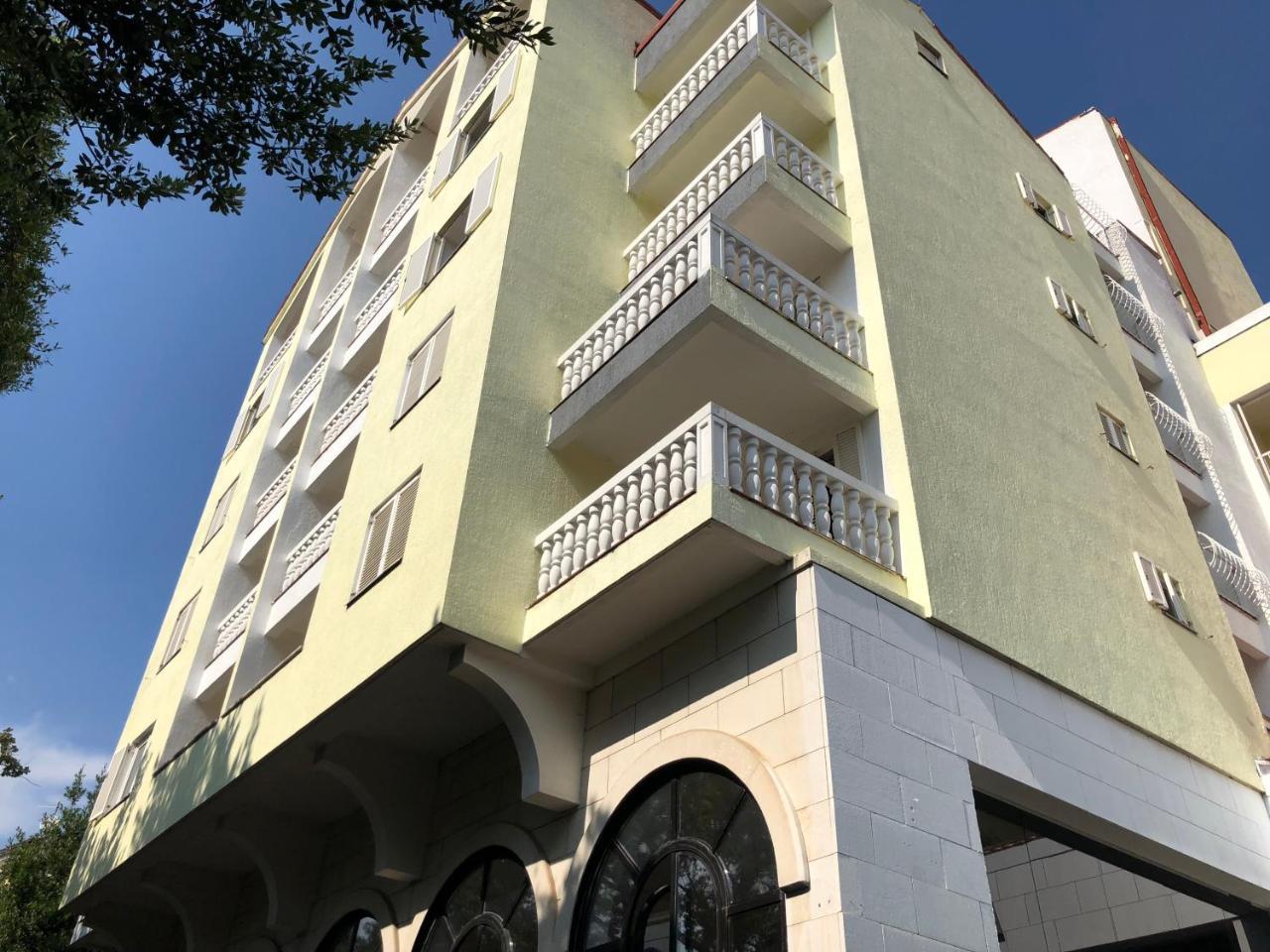 Hotel Park Crikvenica Exterior photo
